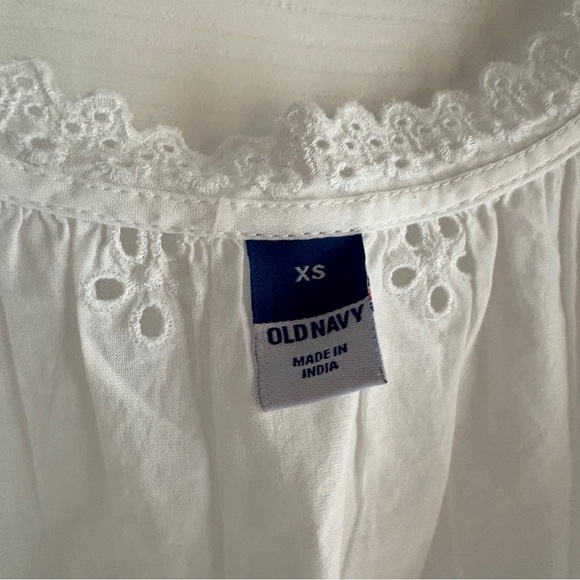 Old Navy White Eyelet Tank - Picture 6 of 7